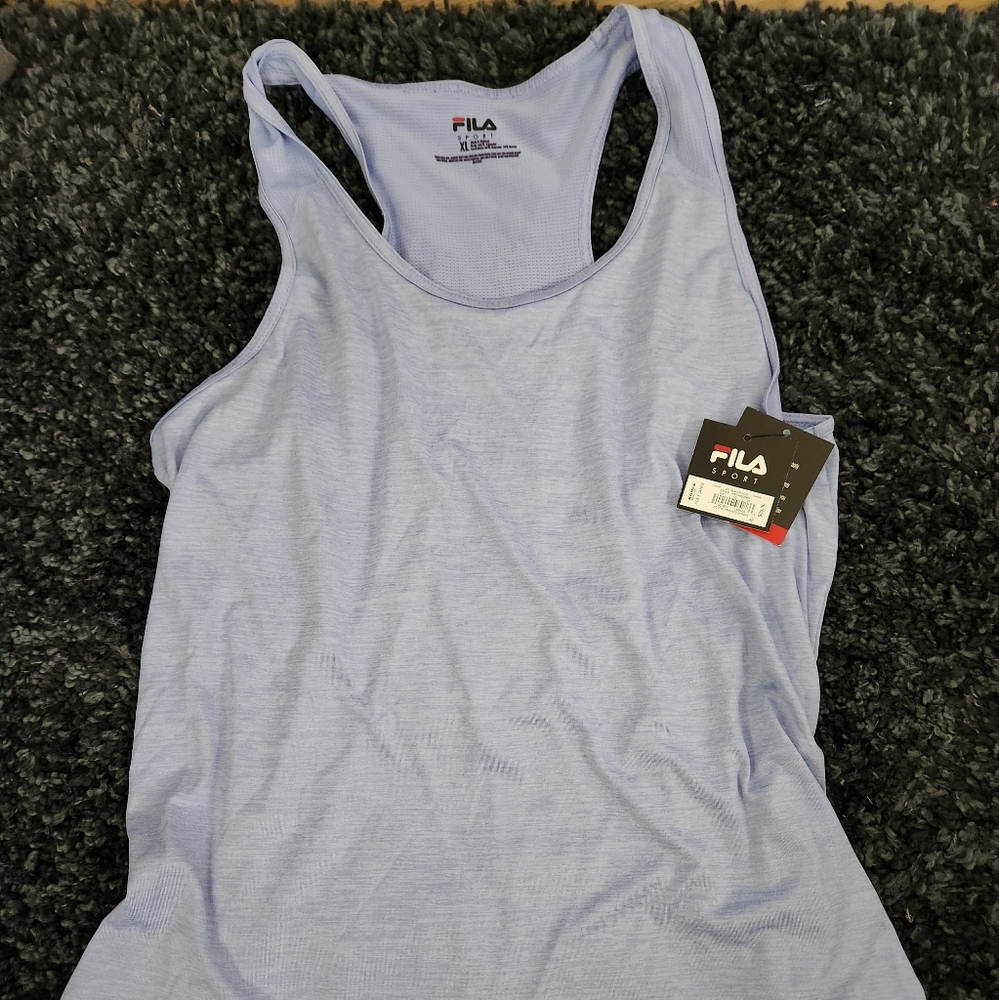 Women's Fila Tank / Columbia Shorts